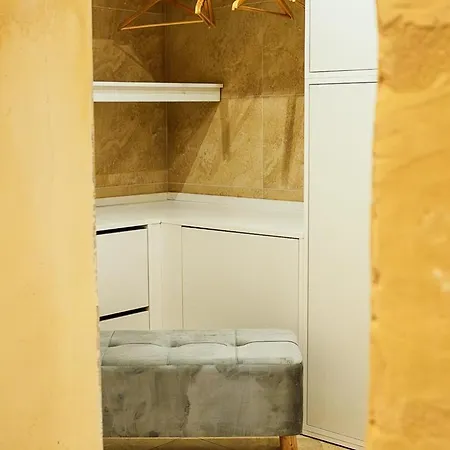 A Traditional Maltese In The Three Cities Ferienhaus